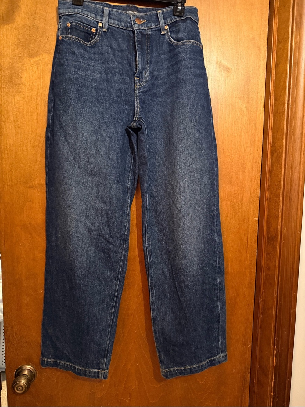 Mod/AM Women's Barrel Jeans in Dark Blue Denim